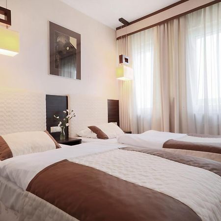 Hotel Borowiecki ウッチ エクステリア 写真